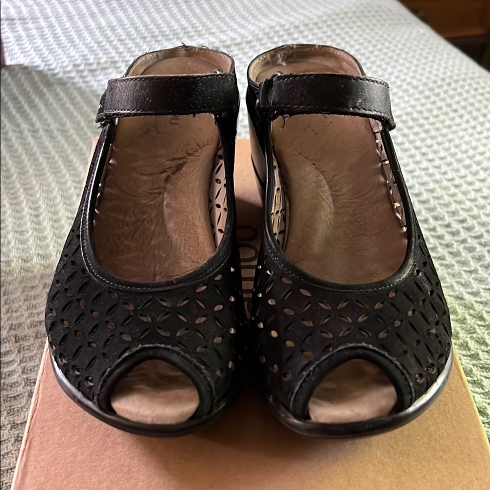 Jambu Black Mules with Perforated Design